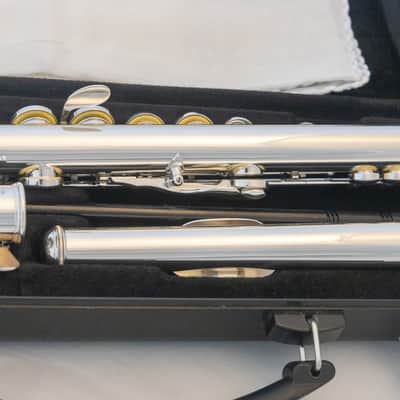 Yamaha YFL-222 Standard Silver-plated Flute *Cleaned & Serviced *Ready to play image 7