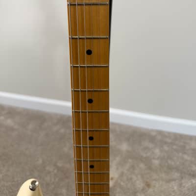 Fender Jimi Hendrix Artist Series Signature Stratocaster 2015 - Present - Olympic White image 4