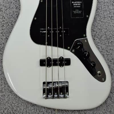 Mint Fender Player II Jazz Bass guitar, Maple Fingerboard, Polar White - MIM image 1