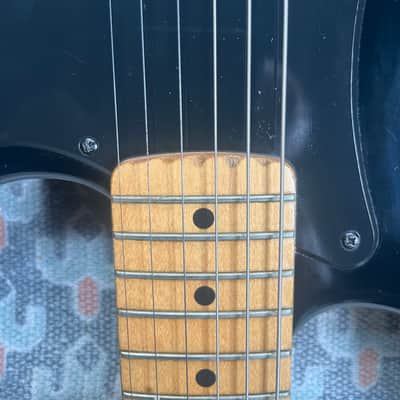 Fender Standard Stratocaster - 2005 - Black - Upgraded hardware and pickup image 5