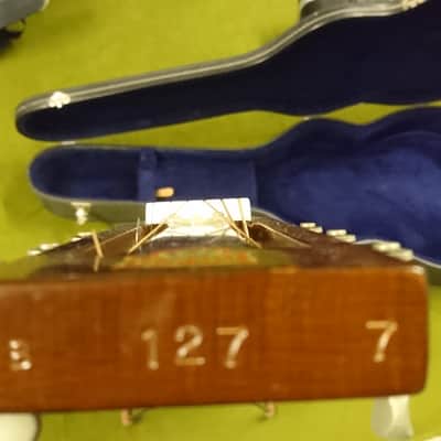 Dobro Model 33H 1978 - Metal image 6