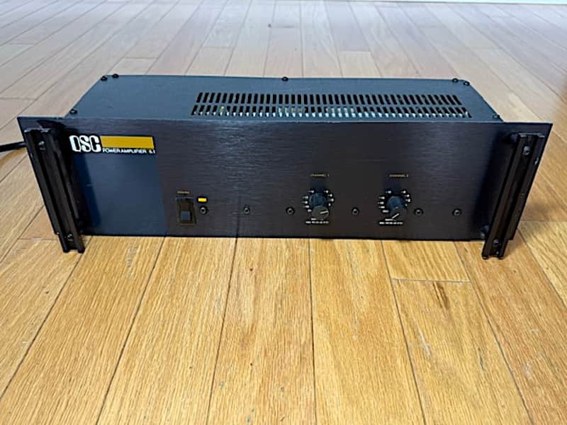 USA Made QSC 5.1 Stereo Power Amplifier, 120W X2 @ 4 Ohms, Tested, 3U Rack Space, Very Good Condition image 1