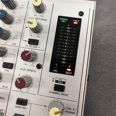 Behringer Eurorack MX1604A 16-Channel Mic / Line Mixer 2000s - Silver Bild 15