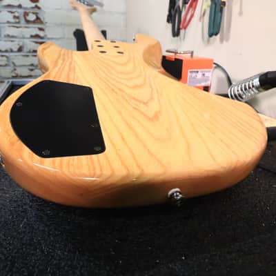 2007 G&L Tribute Series L-2000 Bass Guitar - Natural Gloss image 22