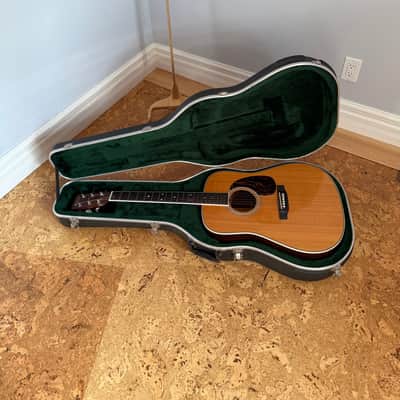2002 Martin HD-35 guitar and case image 3