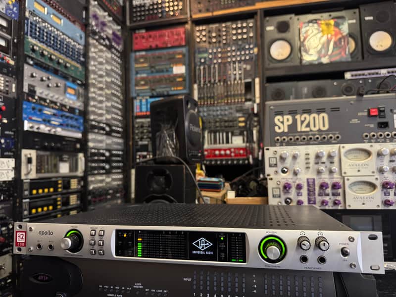 Universal Audio Apollo 8 QUAD Thunderbolt Audio Interface UAD 2 ,2010s - Silver //ARMENS image 1