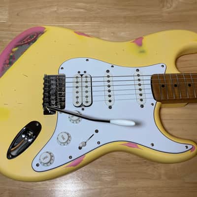 Custom Strat Relic Aged Pink Paisley Vintage White w/ Fender Bridge and Pickups image 15