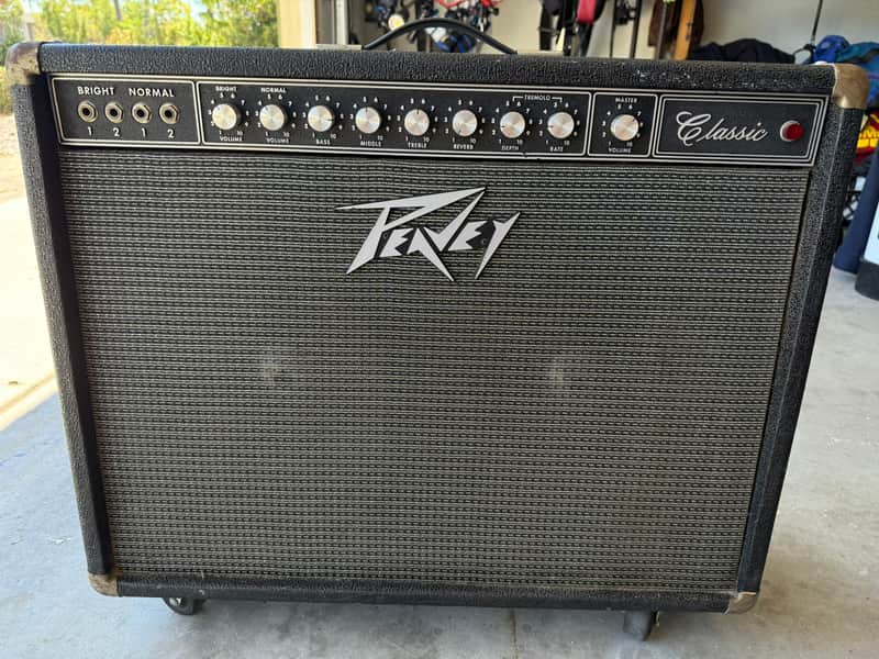 Peavey Classic 100 Series 50-Watt 2x12" Guitar Combo