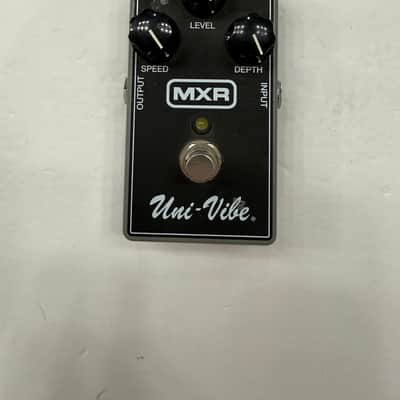 MXR M68 Uni-Vibe Chorus / Vibrato Pedal | Reverb