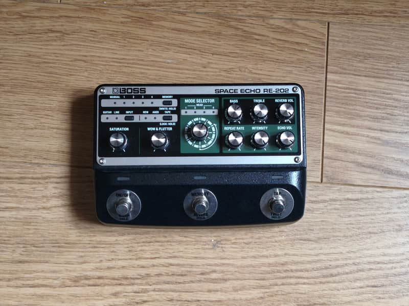 Boss RE-202 Space Echo