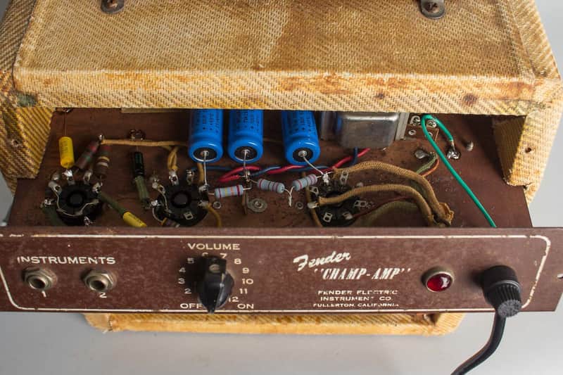 Fender Champ 5D1 Wide Panel 4-Watt 1x6" Guitar Combo 1955 image 5