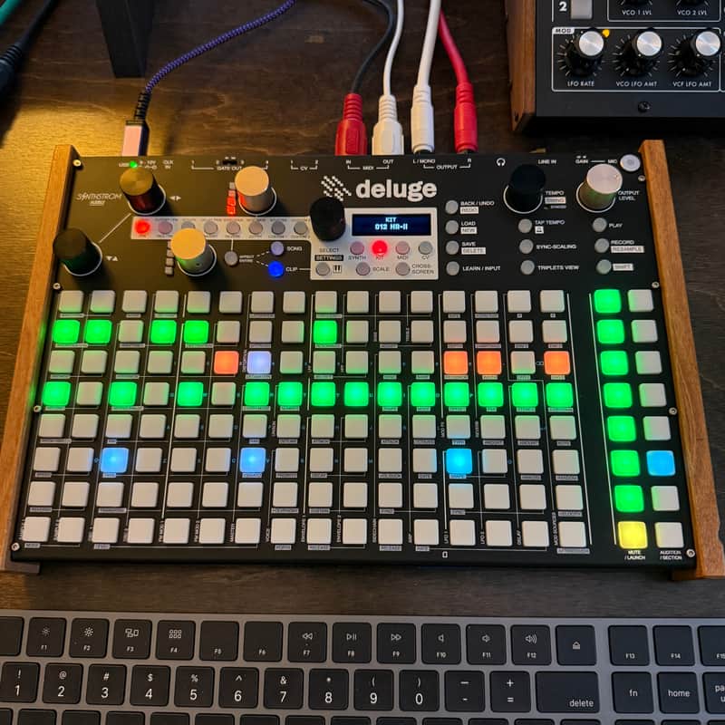 Synthstrom Audible Deluge 64-Voice Desktop Synthesizer with OLED Display