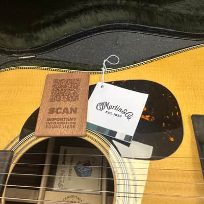 Pre-Owned Martin Billy Strings Signature D-28 2025 - Present - Natural image 13