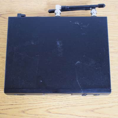 Audio-Technica ATW-R2100A 2000 Series Basic Wireless System 2010s - Black image 2