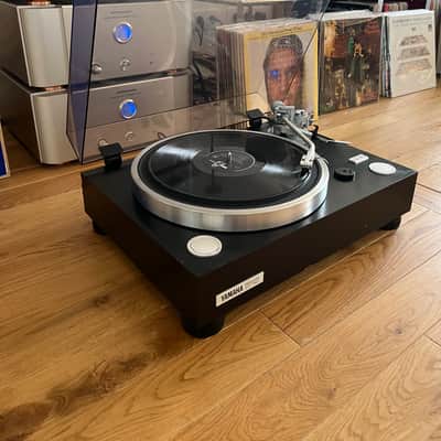 Yamaha GT-750 Platine Tourne-Disque Vinyle Haut De Gamme (240V) image 2