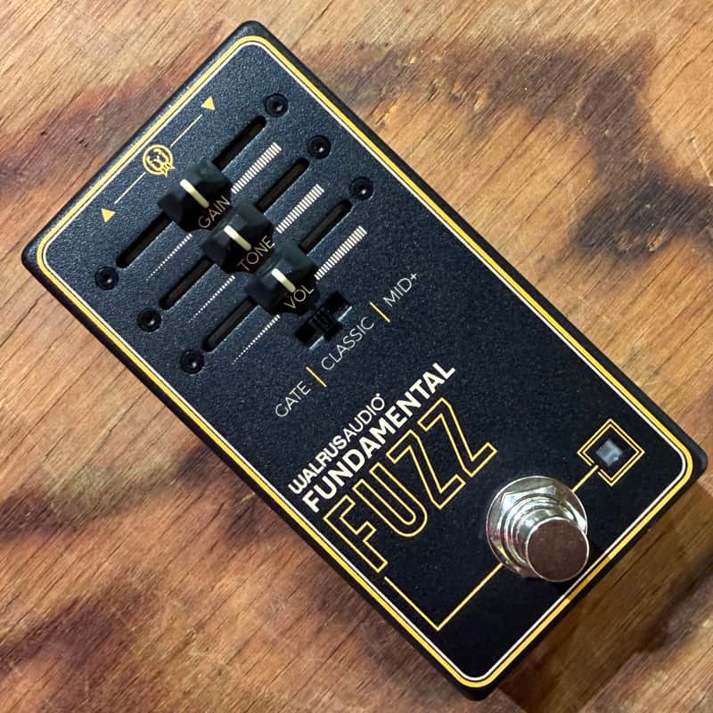 Walrus Audio Fundamental Fuzz