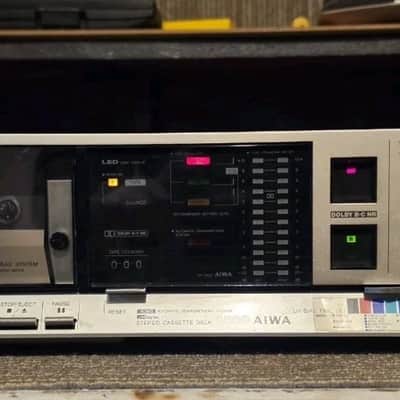 VINTAGE AIWA 3 HEAD TAPE DECK CASSETTE PLAYER/RECORDER/MADE IN JAPAN image 2