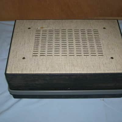 Electrophone "Premio" avec sa poignée de transport 110/220V, 33, 45 et 78 T image 2