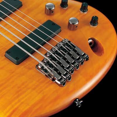 Ibanez GVB1006AM Gerald Veasley Signature Electric Bass with Case image 6