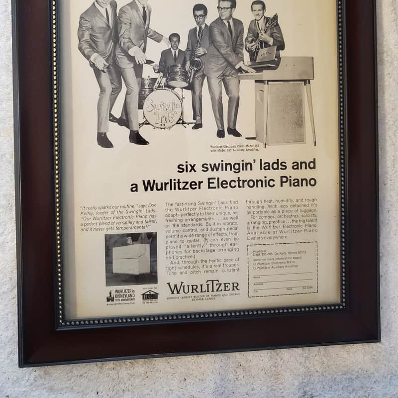 1965 Wurlitzer Swinging Lads B & W