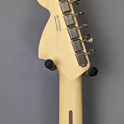 Fender American Performer Stratocaster HSS 2023 3-Tone Sunburst image 7