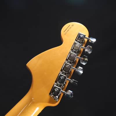 Fender Vintera III Late 60s Stratocaster Rosewood Fingerboard Ocean Turquoise 413 image 8