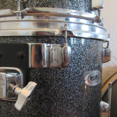 Mapex QR Series Five-Piece Full Drum Set in Black Sparkle Finish with Wooden Hoops & Rack Mounts image 8