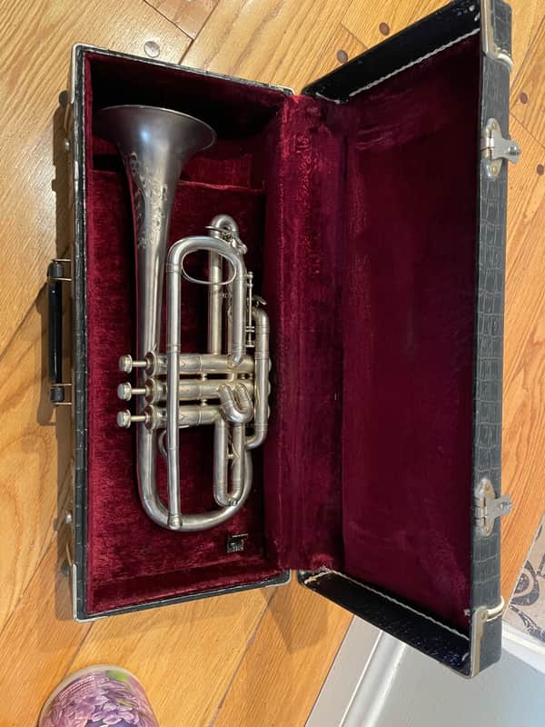 EXTREMELY RARE VINTAGE SILVER PLATED HARRY B JAY COLUMBIA CORNET/TRUMPET (SN 377). image 1