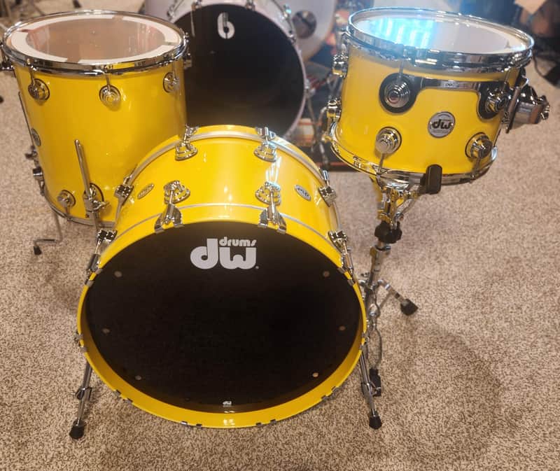 DW Collectors  Series LACQUER SPECIALTY 2026 -Aztec Gold over White Pearl Gloss w/Chrome Hardware image 1