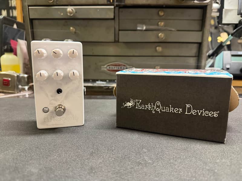 EarthQuaker Devices Afterneath Otherworldly Reverberation Machine V3 2020 - Present - Various image 1