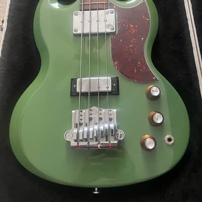Gibson SG Standard Bass 2015 Short Scale Refinished Green image 2