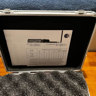 AKG C214 Large Diaphragm Cardioid Condenser Microphone with case image 7