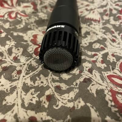 (3 of 4) Shure SM57 Cardioid Dynamic Microphone 1984 - Present - Black image 3