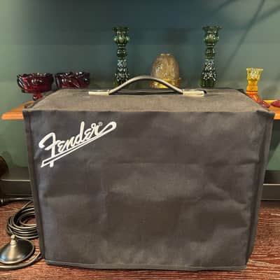 Fender '68 Custom Pro Vibro Champ Reverb 5-Watt 1x10" Guitar Combo 2021 - Present - Black image 5