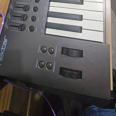Nektar Impact LX49 USB MIDI Keyboard Controller 2010s - Black image 2