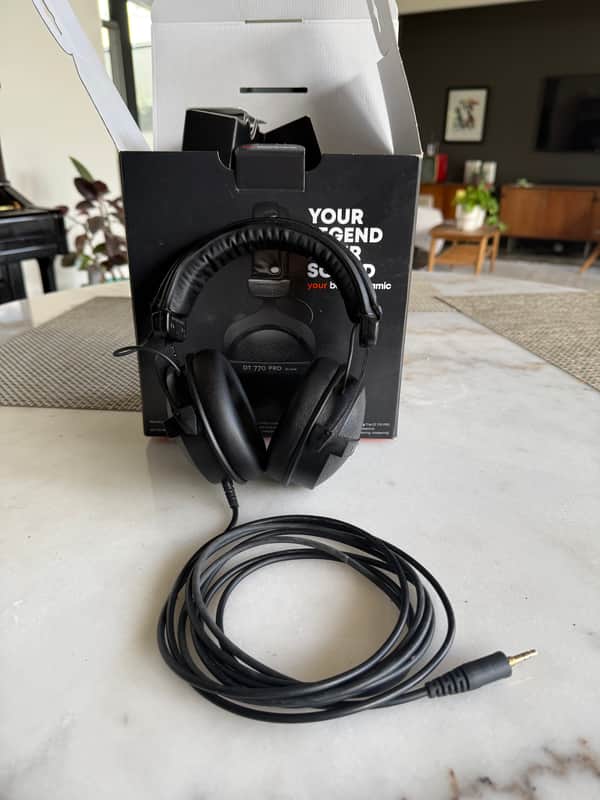 Non functioning Beyerdynamic DT 770 Pro 80 OHM 2022-2024 - Black image 1