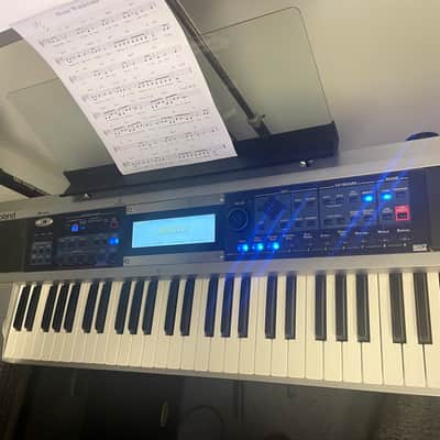 rare Roland Prelude V2 w/ Latin Collections 2000s image 1
