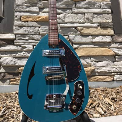Teisco Crescendo 1960's Blue/Sparkle Teardrop Vintage - Rare image 2