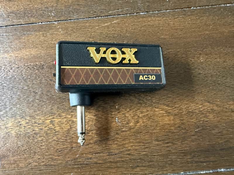Vox amPlug AC30 Battery-Powered Guitar Headphone Amplifier image 1