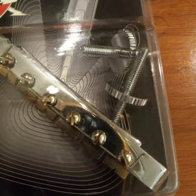 Mighty Mite 2104 LP style Bridge - Chrome image 3
