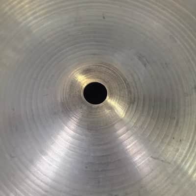 Used Vintage Zildjian A Thin Crash 17" - Good image 3