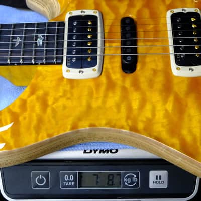 PRS Wood Library Modern Eagle V Quilted Maple - Santana Yellow image 11