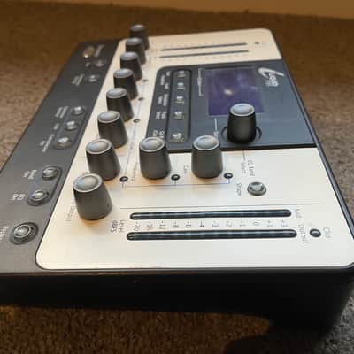 Focusrite Liquid Mix 32 with Firewire Thunderbolt Adaptor image 3