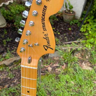 Fender Vintera II Stratocaster 70s 2025 - Sunburst image 4