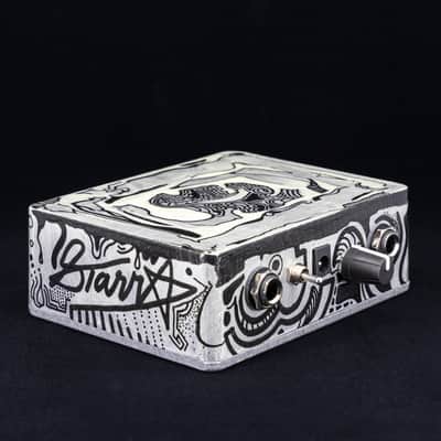 Fuzz Preamp - The Ruthie: Monochrome+Glow Edition - Serial 250917 image 19