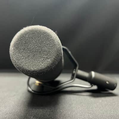 Shure SM7B Cardioid Dynamic Microphone image 3