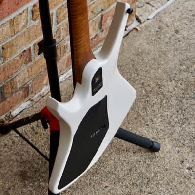 Ernie Ball Music Man Kaizen Chalk White image 10