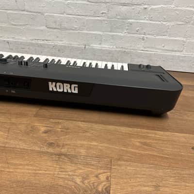 Korg Kross 2 88 Key Synthesizer Workstation, Matt Black; Serial No: 9065 | B Stock image 12