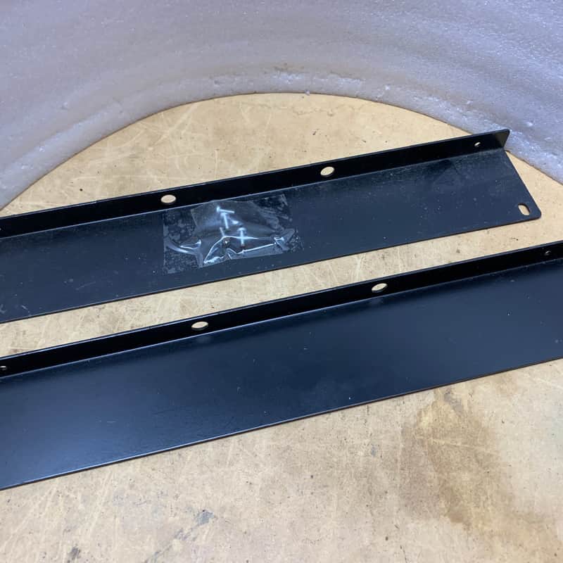 2003 – 2009 Mackie Onyx 1220 12-Channel Analog Mixer Black