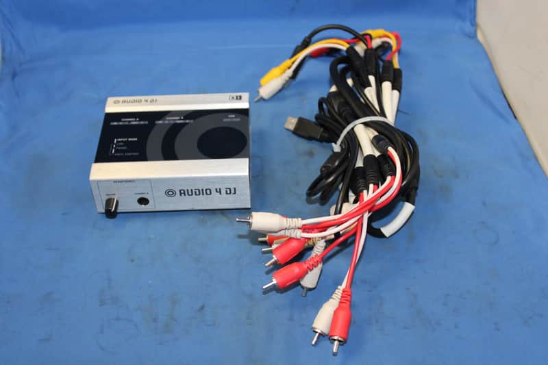 Native Instruments Audio 4 DJ, USB Audio Interface image 1